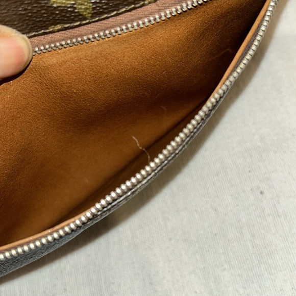 Louis Vuitton coated canvas pouchette Sport clutch - Picture 10 of 13